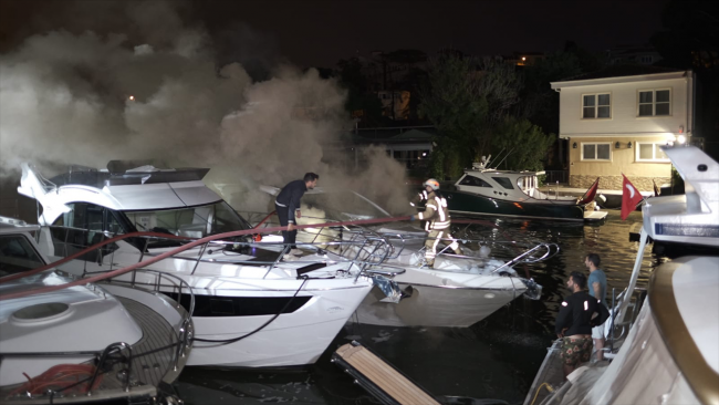 Beykoz'da tekne yangını